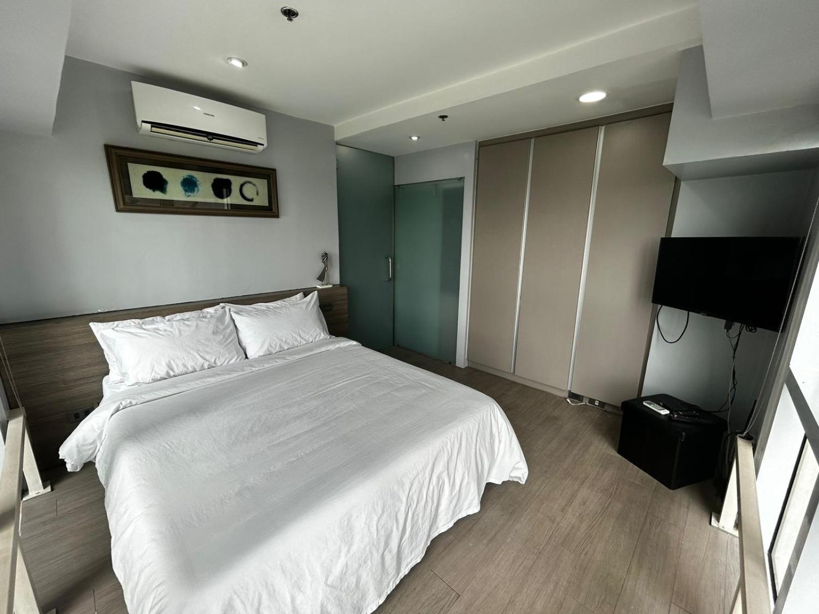 Oasis Regency @ Fort Victoria Bgc Taguig Kültér fotó