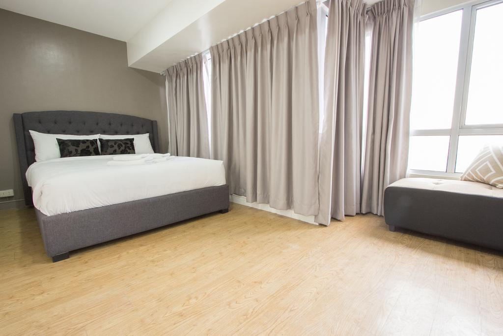 Oasis Regency @ Fort Victoria Bgc Taguig Kültér fotó