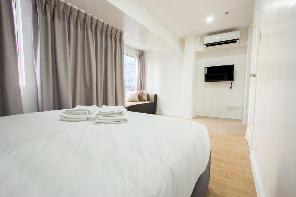 Oasis Regency @ Fort Victoria Bgc Taguig Kültér fotó