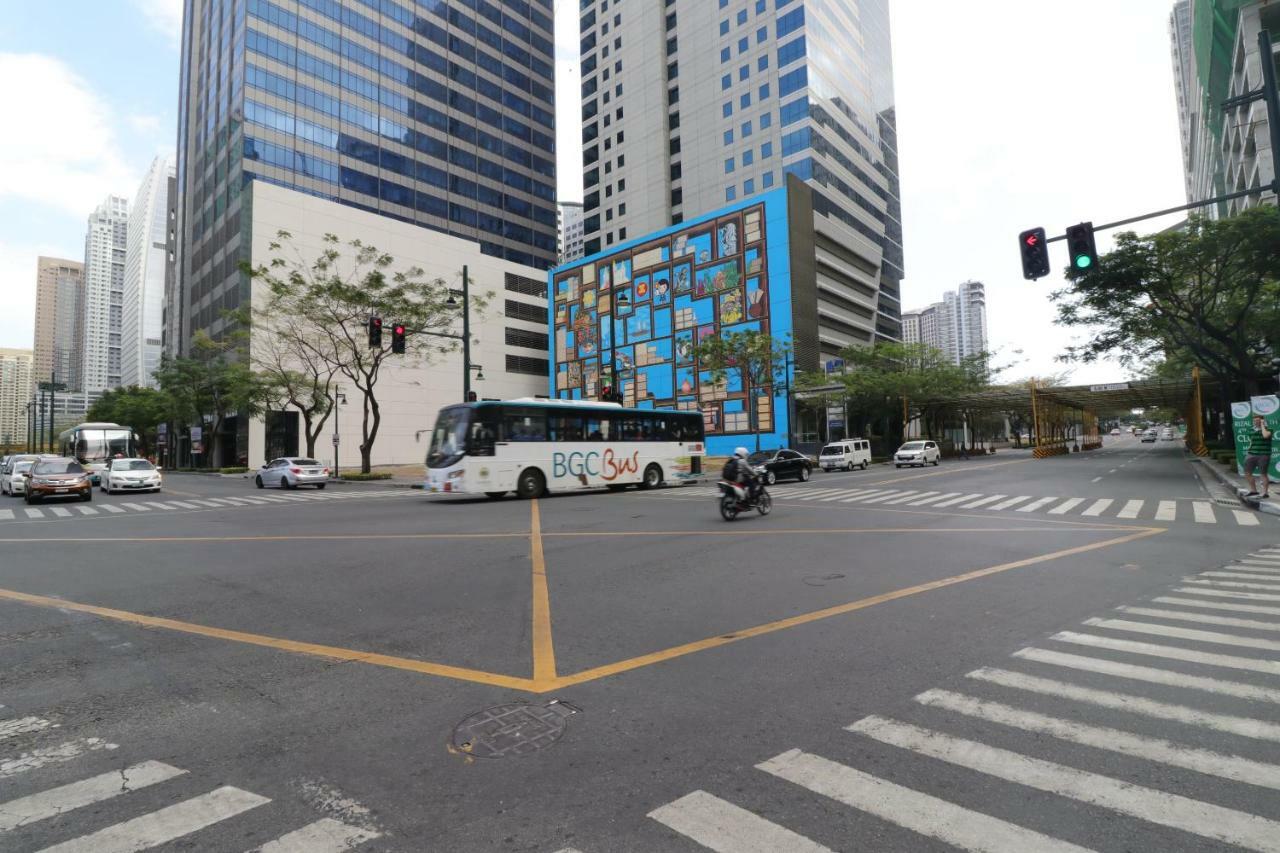 Oasis Regency @ Fort Victoria Bgc Taguig Kültér fotó